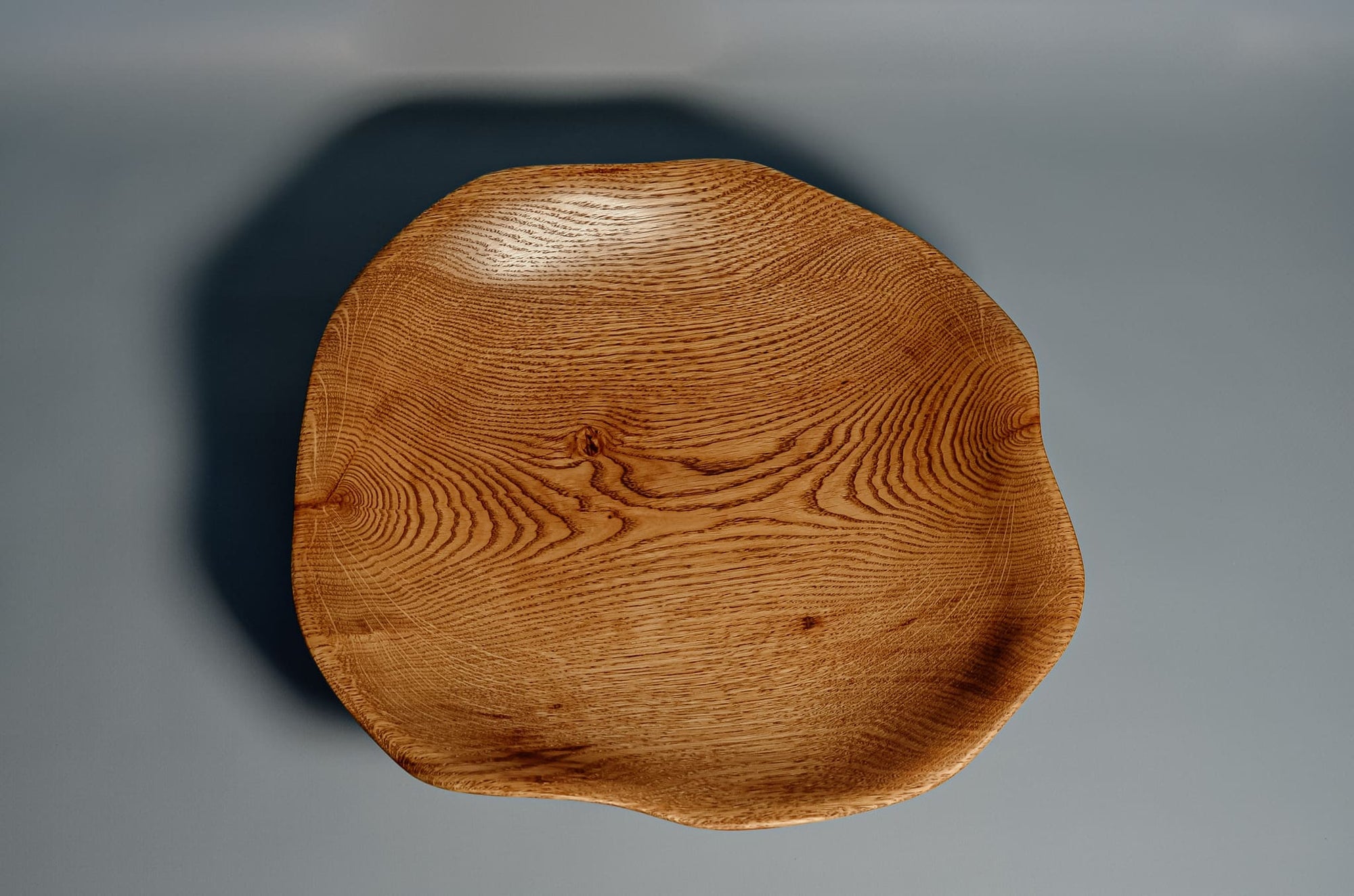 AestheticAccent™ Ukrainian Оak Round Wooden Plate