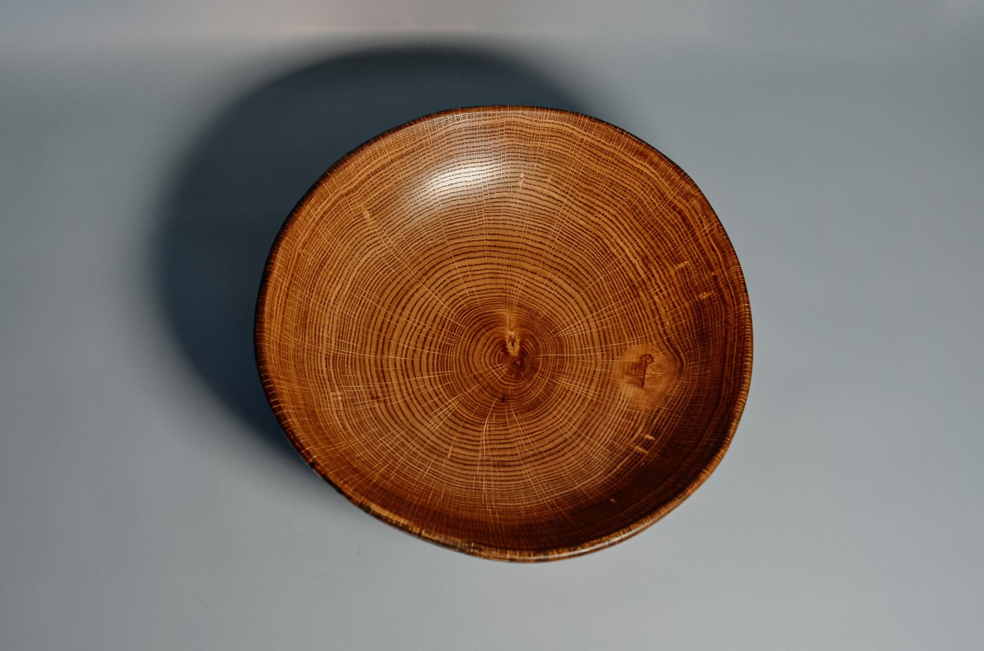 AestheticAccent™ Ukrainian Oak Round Wooden Plate