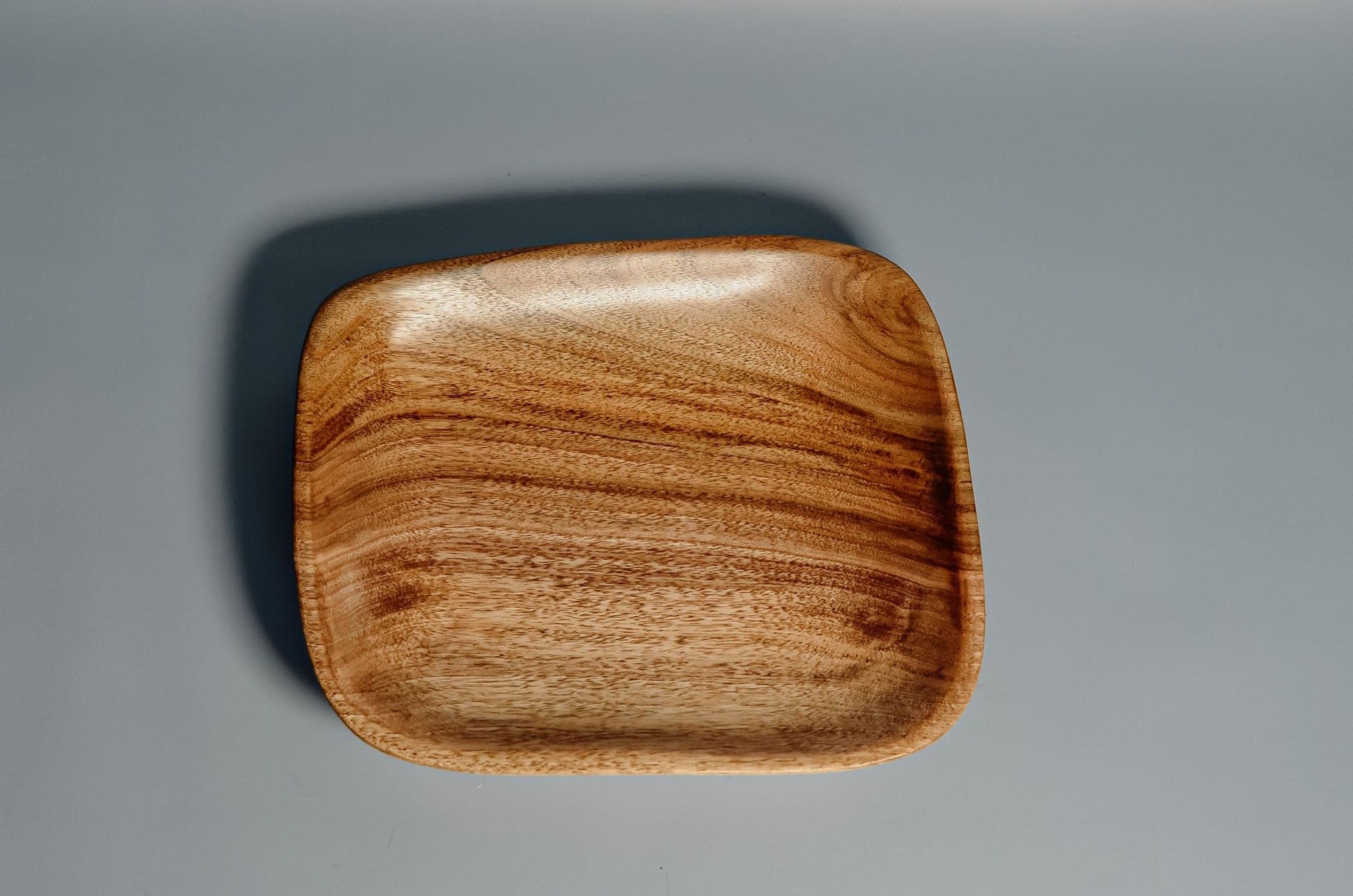 AestheticAccent™ Ukrainian Walnut Rectangular Wooden Plate